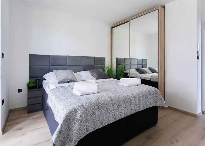 Apartament Panorama Corner - Pool, Sauna, Parking Alsóörs